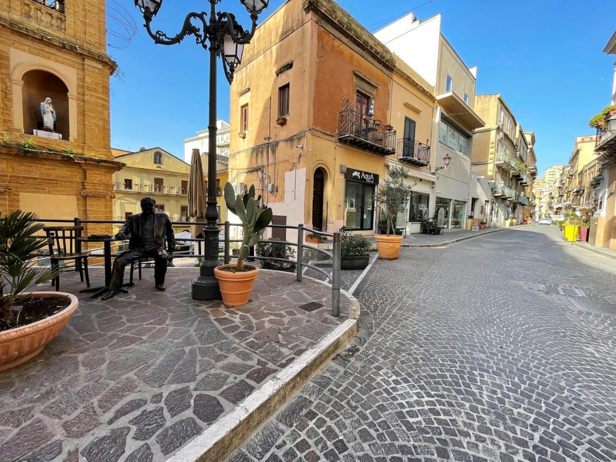 2 Apartments - Akragas Home 1 & 2 On Via Atenea City Center With View Agrigento Eksteriør billede
