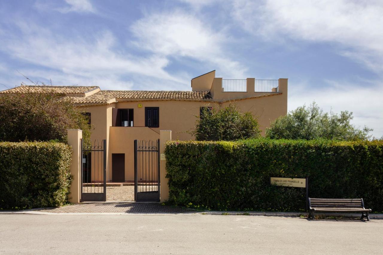 2 Apartments - Akragas Home 1 & 2 On Via Atenea City Center With View Agrigento Eksteriør billede