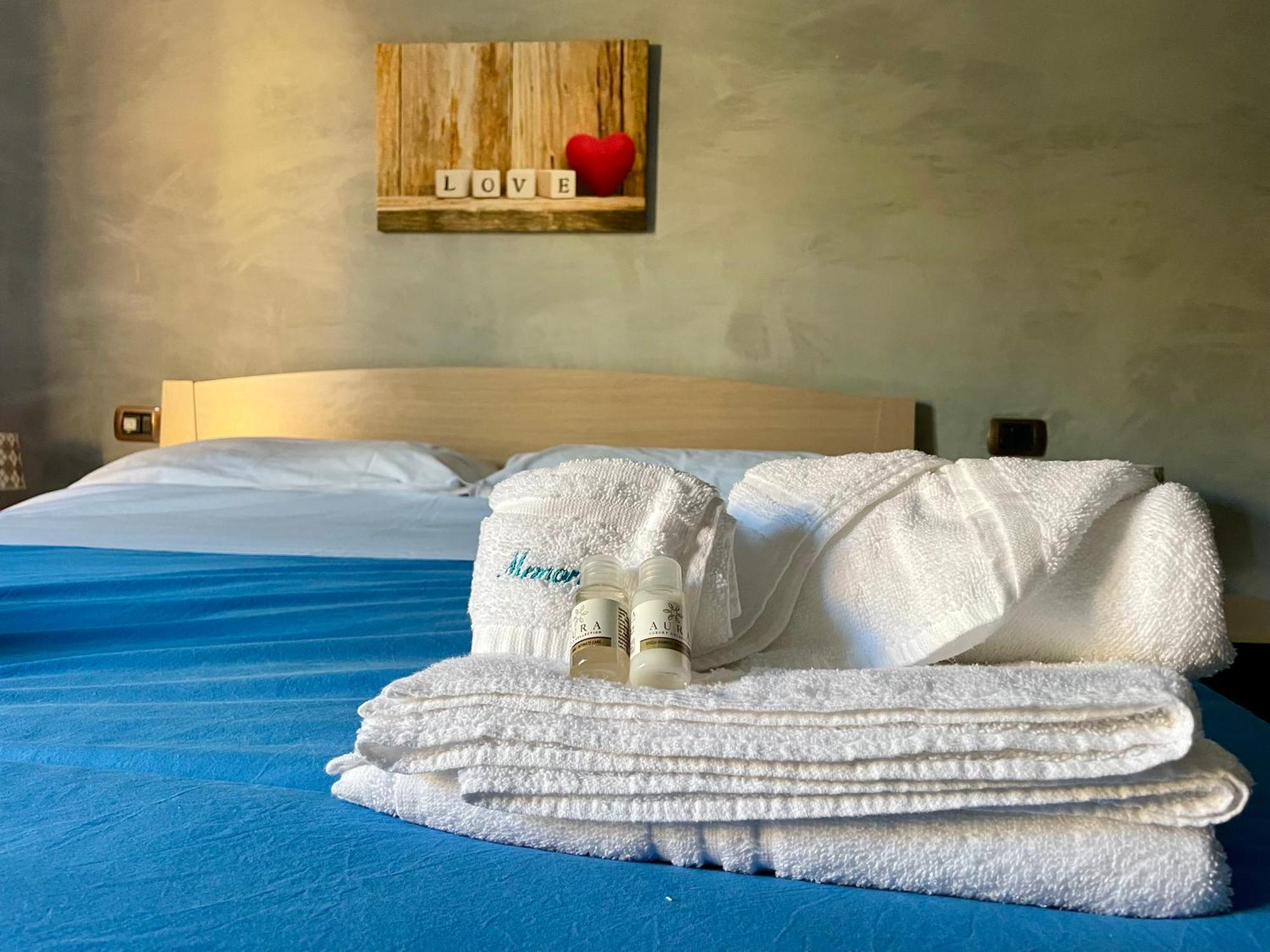 2 Apartments - Akragas Home 1 & 2 On Via Atenea City Center With View Agrigento Eksteriør billede