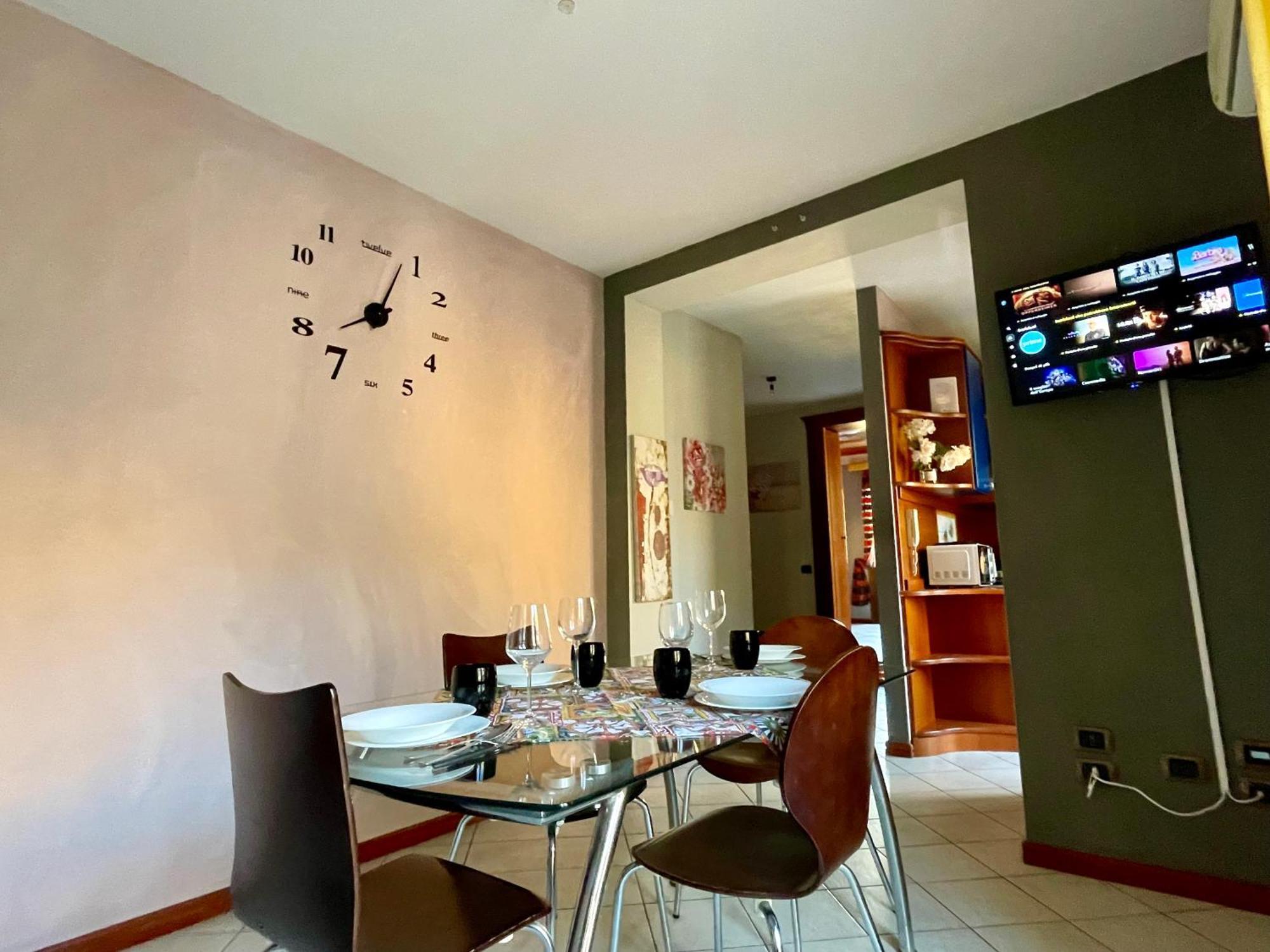 2 Apartments - Akragas Home 1 & 2 On Via Atenea City Center With View Agrigento Eksteriør billede